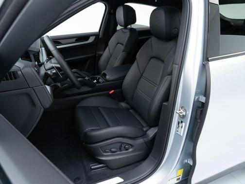 2026 Porsche Cayenne S