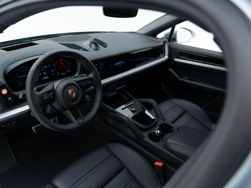 2026 Porsche Cayenne S