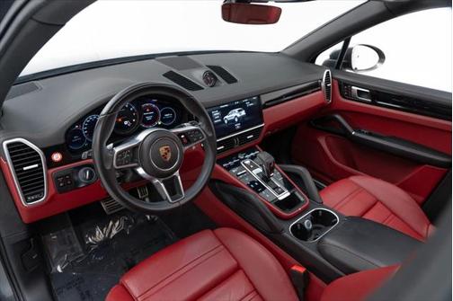 2021 Porsche Cayenne S