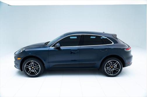 2021 Porsche Macan Base
