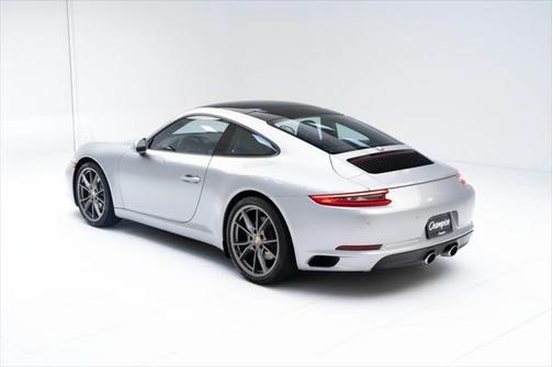 2017 Porsche 911 Carrera