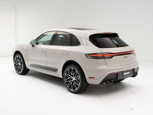 2026 Porsche Macan 