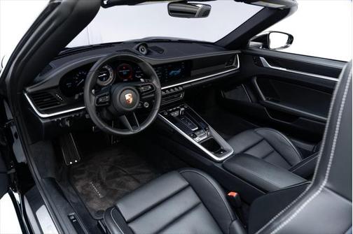 2022 Porsche 911 Turbo S