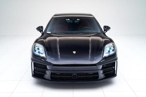 2024 Porsche Panamera 
