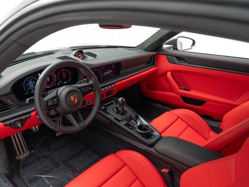Paint to Sample 2026 Porsche 911 GT3 w/Touring Package
