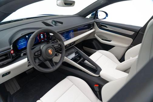 2025 Porsche Macan Electric