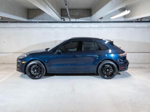 Night Blue Metallic 2023 Porsche Macan Macan GTS