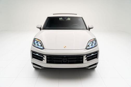 2025 Porsche Cayenne 