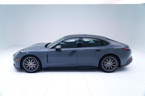 2026 Porsche Panamera 