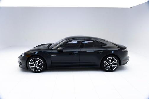 2025 Porsche Taycan