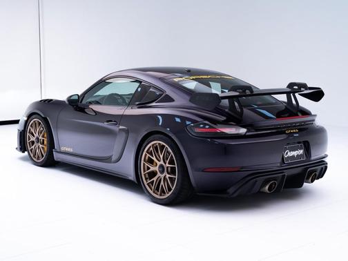 2025 Porsche 718 Cayman GT4 RS