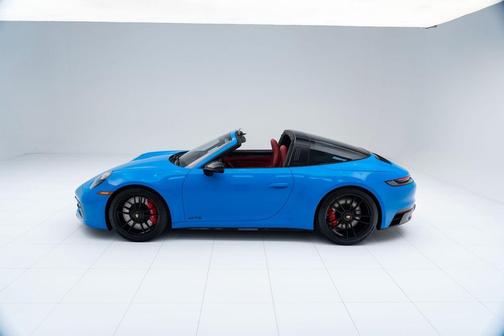 2023 Porsche 911 Targa 4 GTS