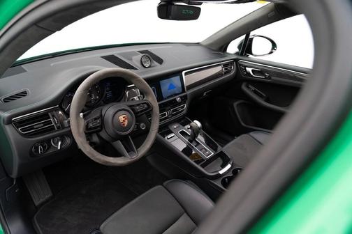 2023 Porsche Macan GTS