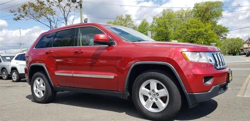 Red 2011 Jeep Grand Cherokee Laredo