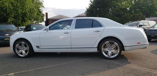 White 2012 Bentley Mulsanne Base