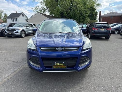Blue 2014 Ford Escape SE