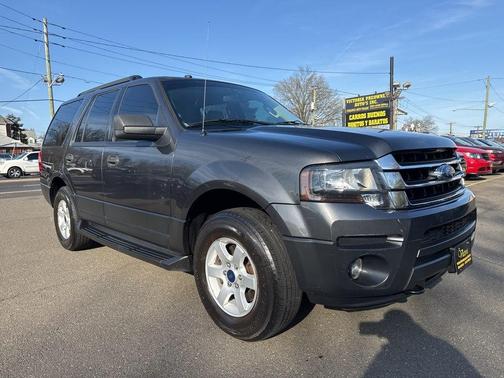 Gray 2016 Ford Expedition XL