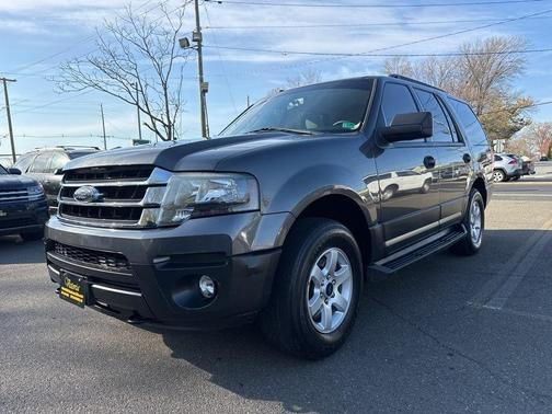 Gray 2016 Ford Expedition XL
