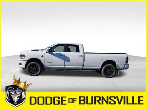 2024 RAM 3500 Laramie Crew Cab 4x4 8' Box