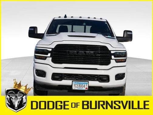 2024 RAM 3500 Laramie Crew Cab 4x4 8' Box