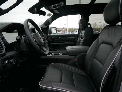 2025 RAM 1500 Limited