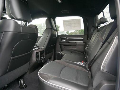 2025 RAM 2500 Laramie Crew Cab 4x4 6'4' Box