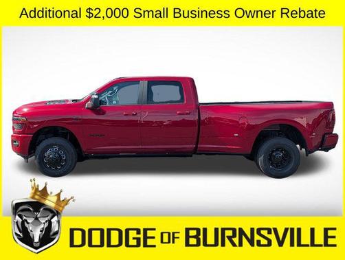 Molten Red Pearlcoat 2026 RAM 3500 Laramie Crew Cab 4x4 8' Box