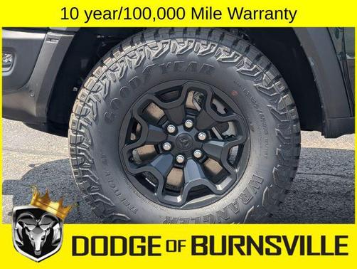 Serrano Green Metallic 2026 RAM 1500 RHO Crew Cab 4x4 5'7' Box