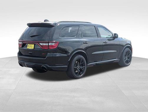 DB Black Clearcoat 2026 Dodge Durango GT Premium AWD HEMI V8