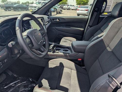DB Black Clearcoat 2026 Dodge Durango GT Premium AWD HEMI V8
