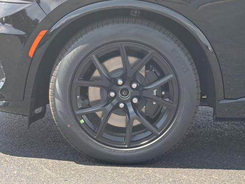 DB Black Clearcoat 2026 Dodge Durango GT Premium AWD HEMI V8
