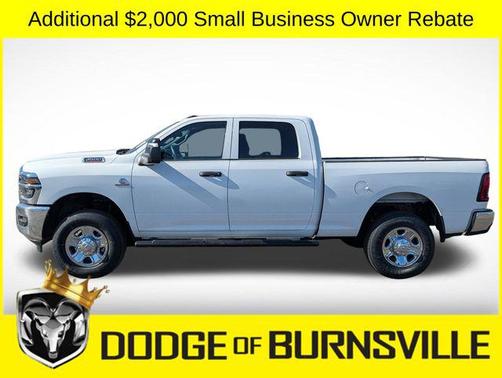 Bright White Clearcoat 2026 RAM 3500 Tradesman Crew Cab 4x4 6'4' Box