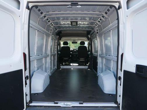 2025 RAM ProMaster 2500 Tradesman