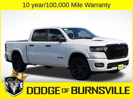 Ivory White Tri-Coat Pearlcoat 2026 RAM 1500 Laramie