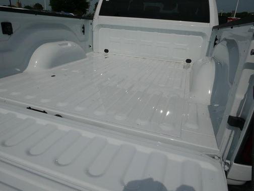 2025 RAM 3500 Tradesman Crew Cab 4x4 6'4' Box