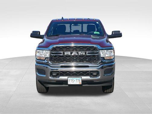 2021 RAM 2500 Tradesman Crew Cab 4x4 6'4' Box