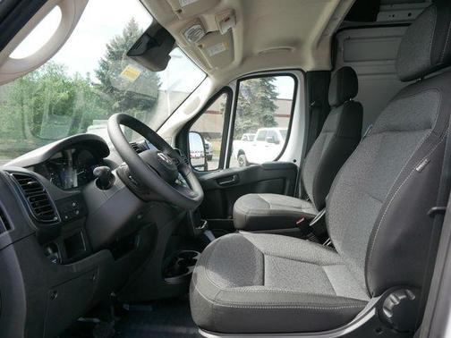 2025 RAM ProMaster 2500 Tradesman