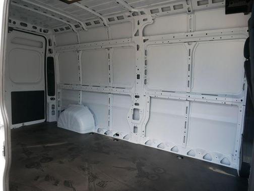 2025 RAM ProMaster 2500 Tradesman