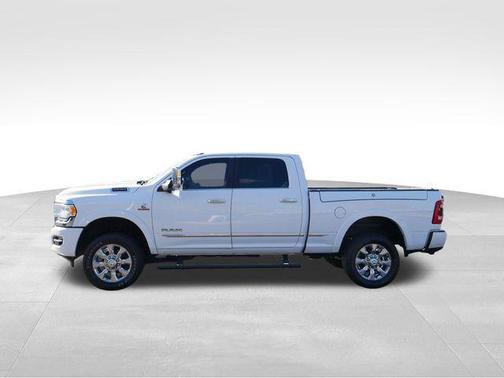 2019 RAM 2500 Limited Crew Cab 4x4 6'4' Box
