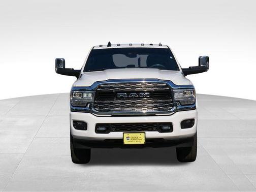 2019 RAM 2500 Limited Crew Cab 4x4 6'4' Box