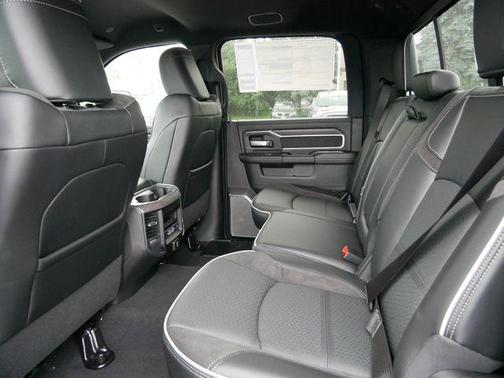 2025 RAM 2500 Laramie Crew Cab 4x4 6'4' Box