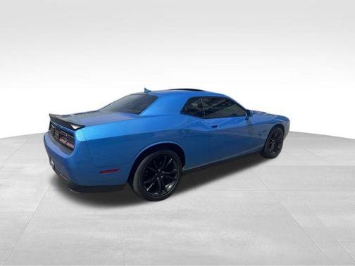 B5 Blue Pearlcoat 2016 Dodge Challenger R/T