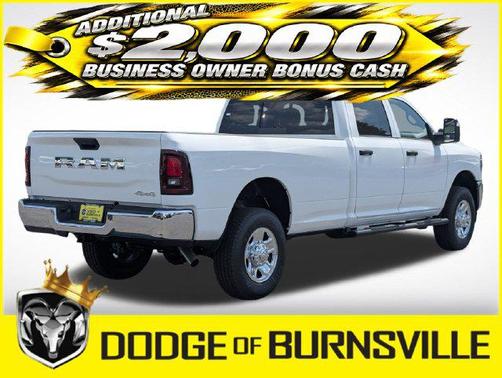 Bright White Clearcoat 2026 RAM 2500 Tradesman Crew Cab 4x4 8' Box