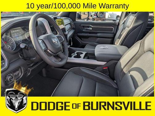 Diamond Black Crystal Pearlcoat 2026 RAM 1500 Laramie