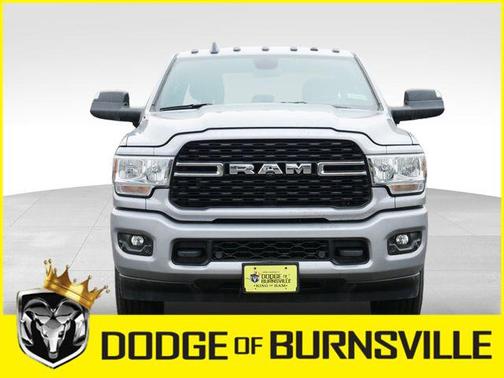 2022 RAM 3500 Big Horn Crew Cab 4x4 8' Box