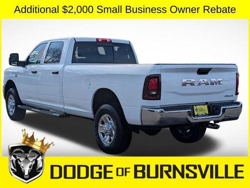 Bright White Clearcoat 2026 RAM 3500 Tradesman Crew Cab 4x4 8' Box