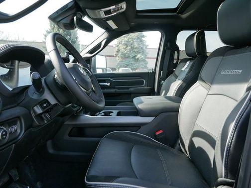 2025 RAM 3500 Laramie Crew Cab 4x4 6'4' Box