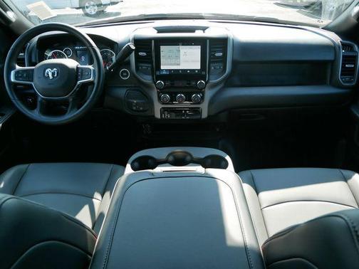 2025 RAM 2500 Tradesman Crew Cab 4x4 6'4' Box