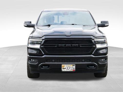 Diamond Black Crystal Pearlcoat 2020 RAM 1500 Big Horn/Lone Star