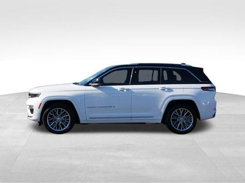 2023 Jeep Grand Cherokee Summit